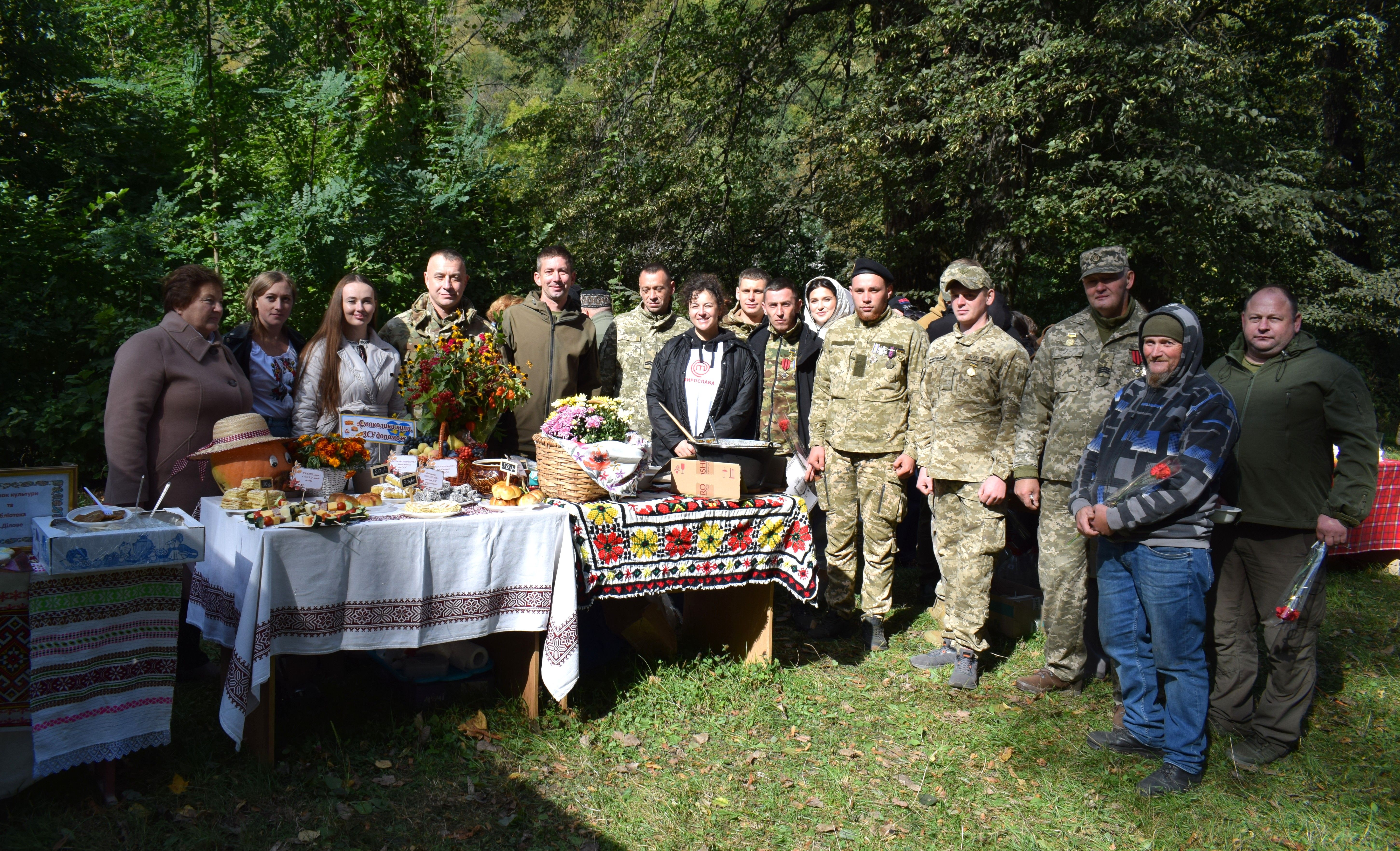 До Дня захисників та захисниць України відбувся благодійний осінній ярмарок